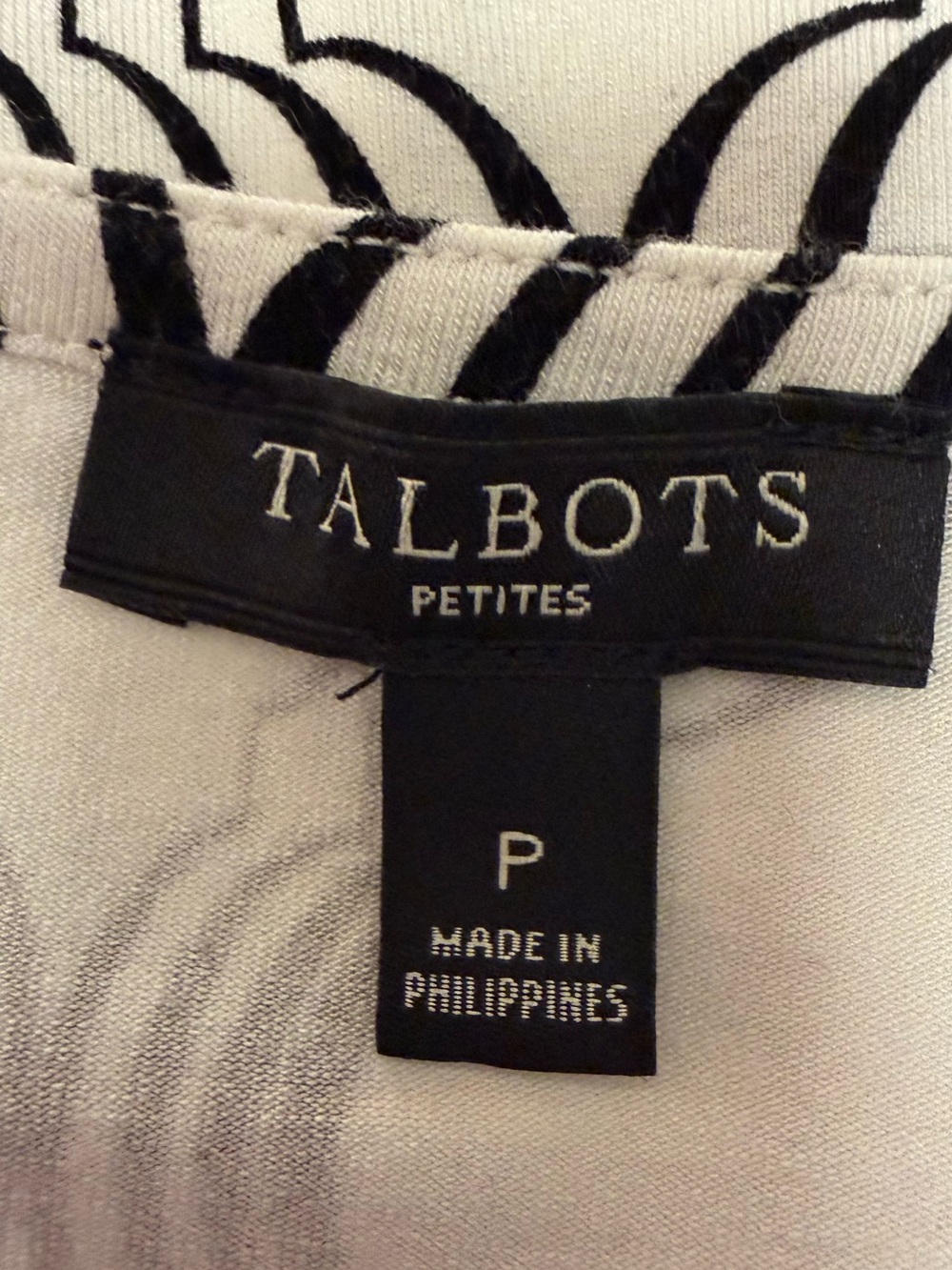 Talbots Geometric Patterned Top - Picture 5 of 6